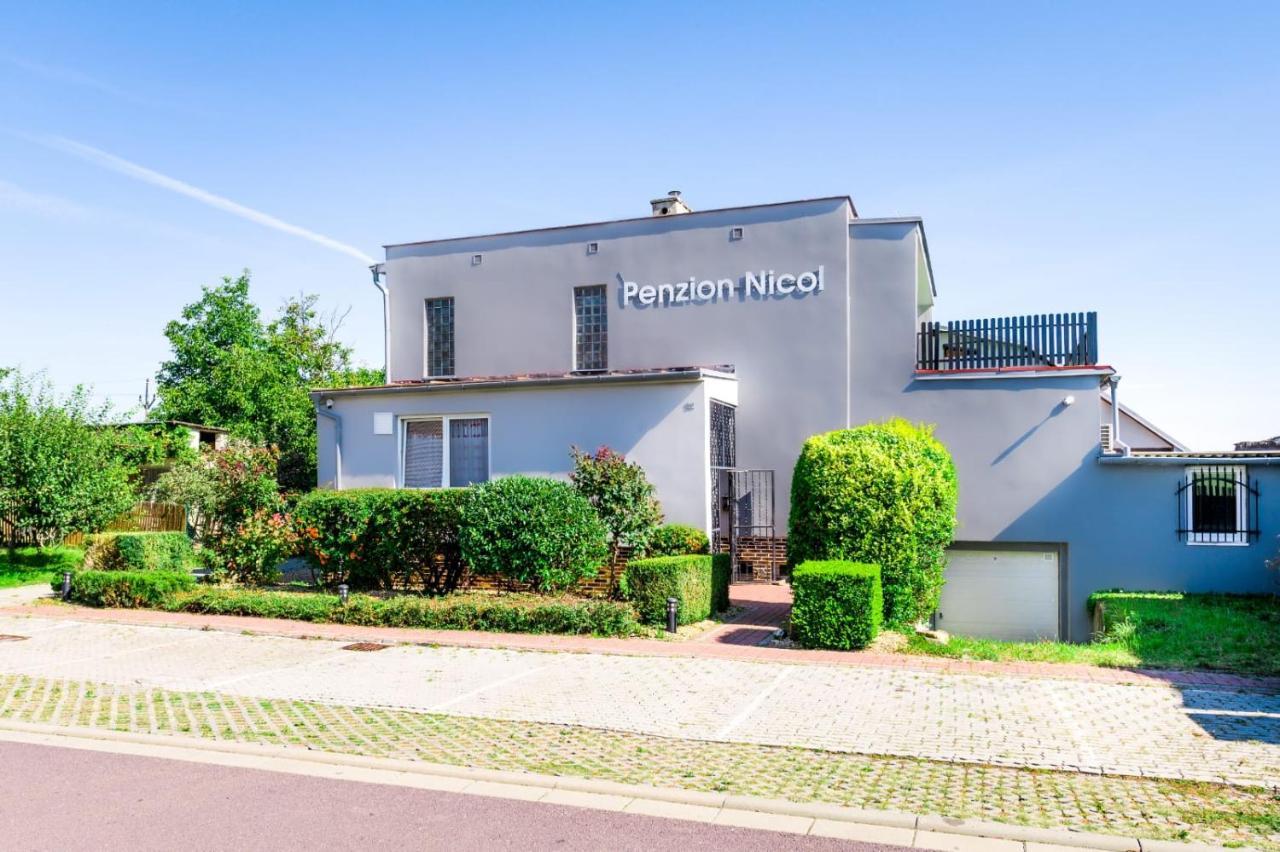 Penzion Nicol ซนอยโม ภายนอก รูปภาพ
